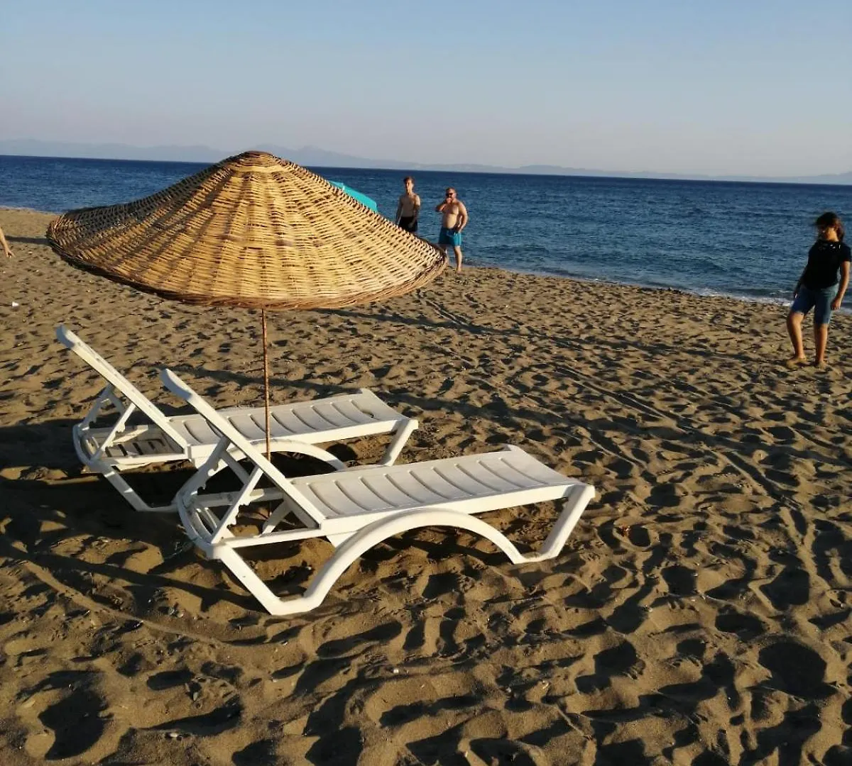 Denize 40M Dsi Tmo Kamp Yani , Aile Icin Uygun Alkolsuez, 2 Klima Apartment Gumuldur