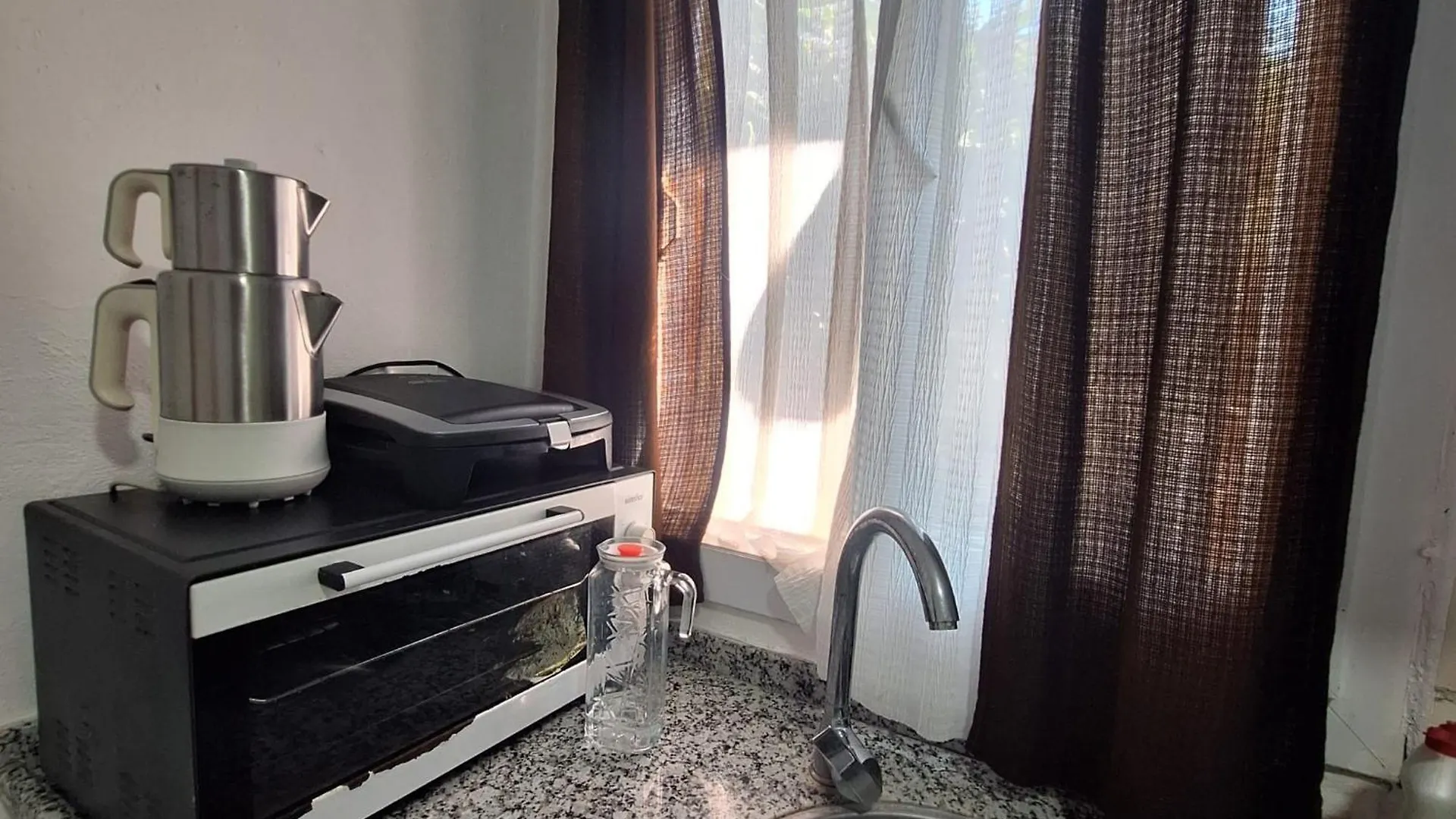 Denize 40M Dsi Tmo Kamp Yani , Aile Icin Uygun Alkolsuez, 2 Klima Apartment Gumuldur Turkey